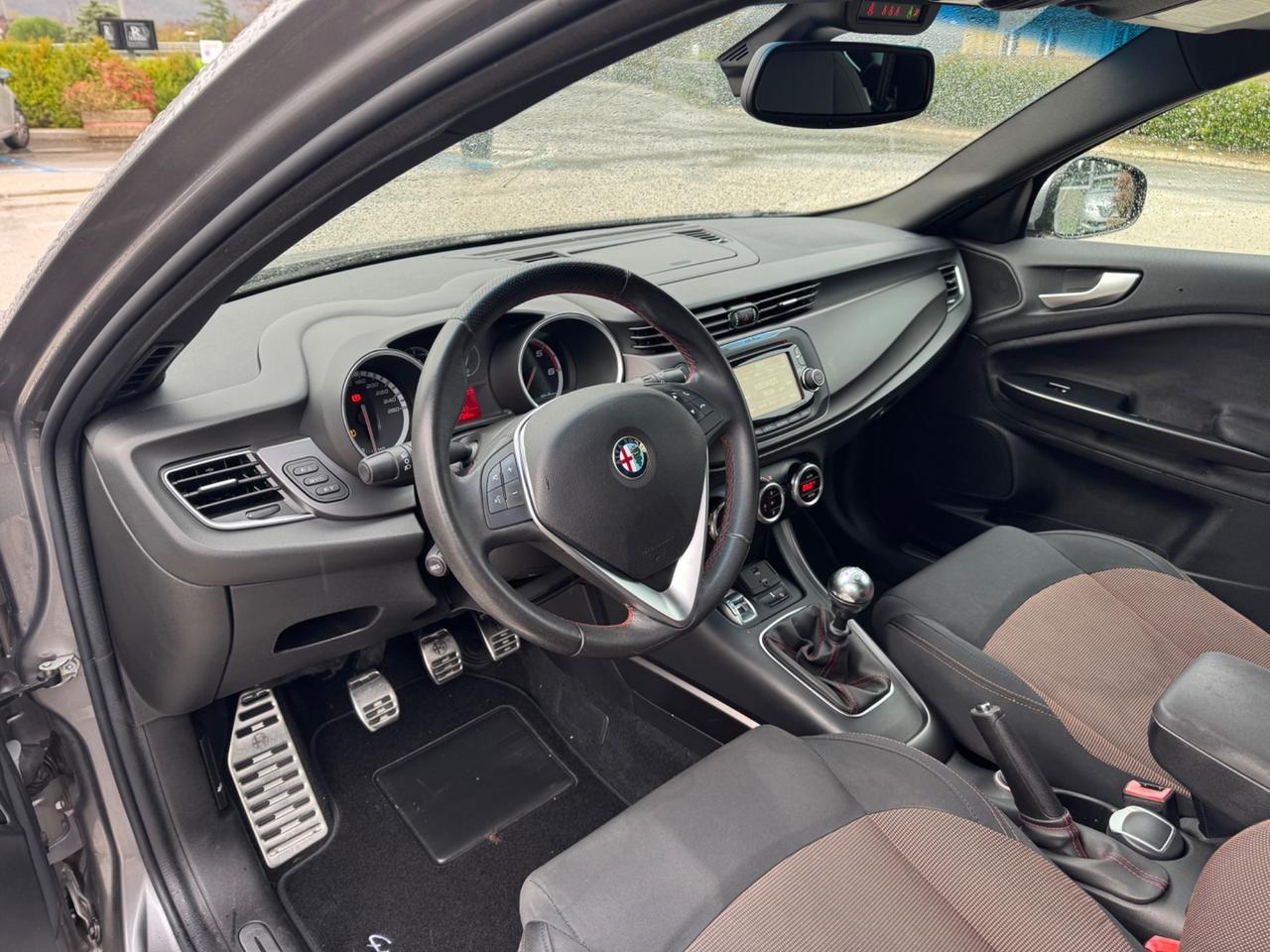 Alfa Romeo Giulietta 1.6 JTDm-2 105 CV Exclusive