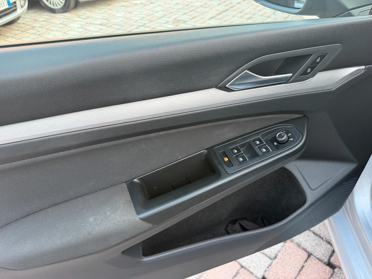 Volkswagen Golf 2.0 TDI 115 CV SCR Life