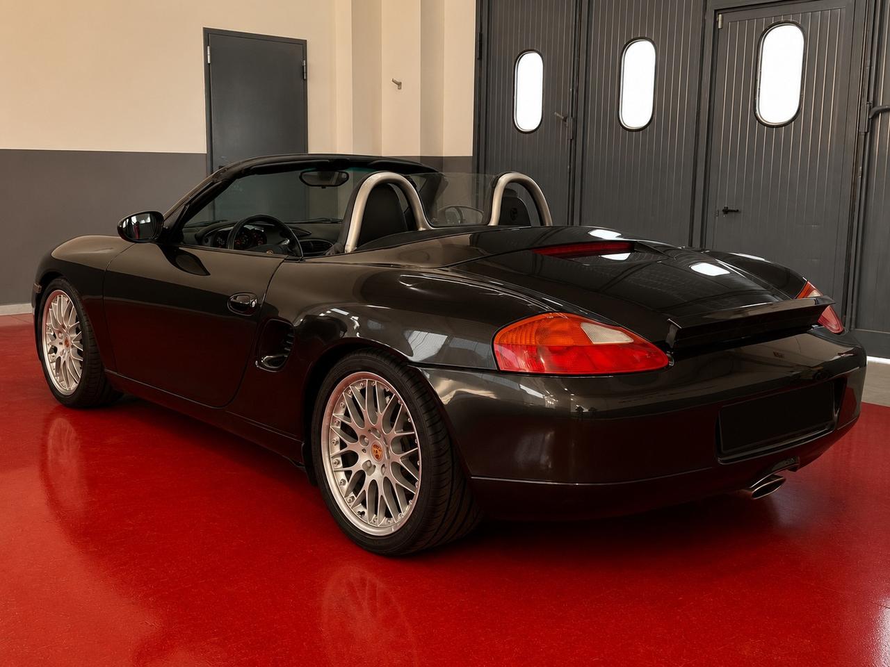 Porsche Boxster 2.5i 24V cat