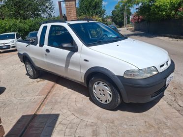 Fiat Strada 1.9 JTD