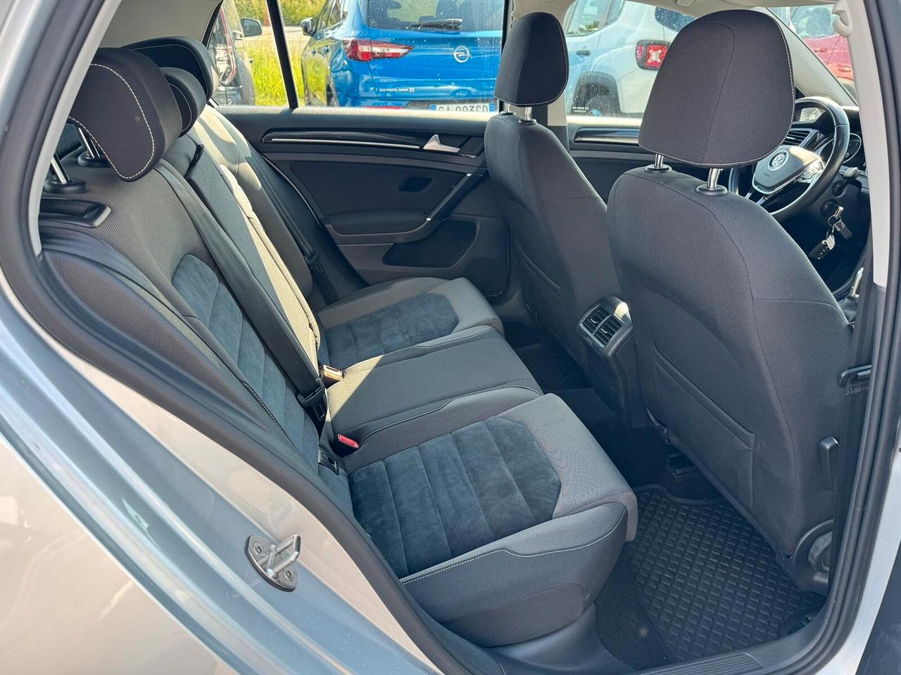 Volkswagen Golf 1.4 TGI DSG 5p. Highline BlueMotion