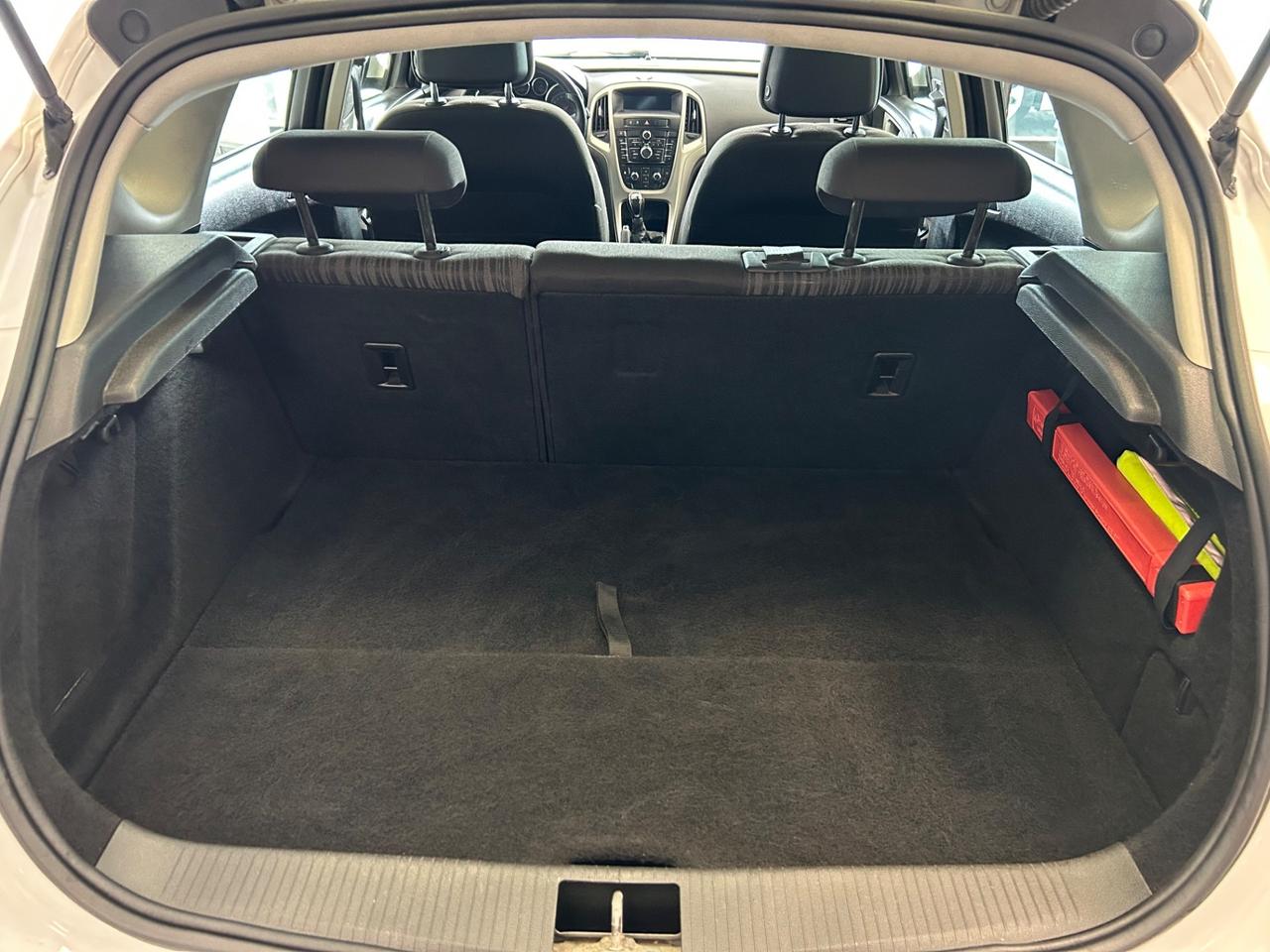 Opel Astra - 2010 1.4 GPL 100cv