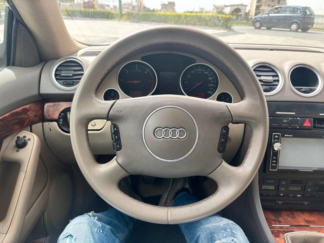 Audi A4 2.5 tdi 163cv