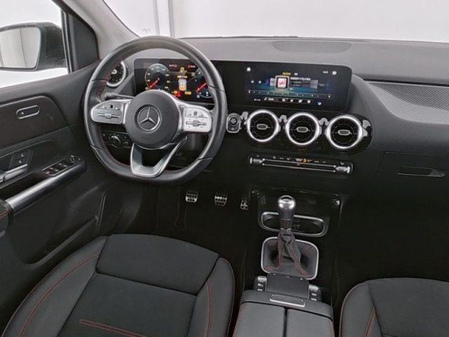 MERCEDES-BENZ B 200 d Premium