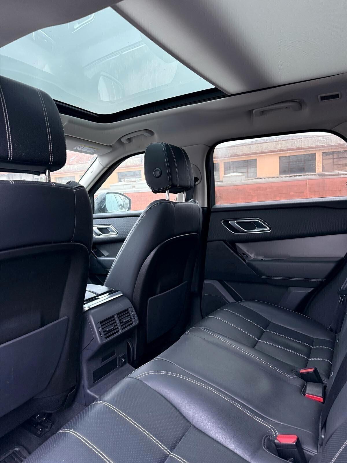 Land Rover Range Rover Velar 2.0D I4 180 CV R-Dynamic