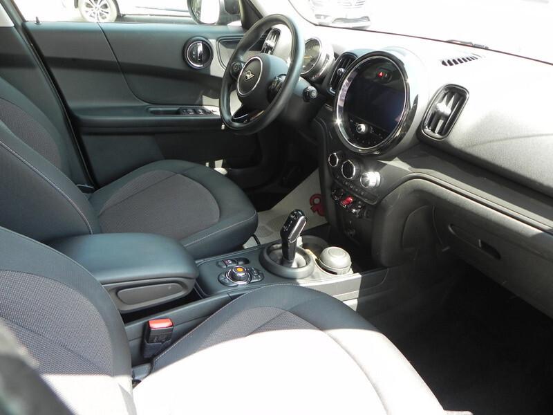 Mini Cooper D Countryman 2.0 Business Automatica