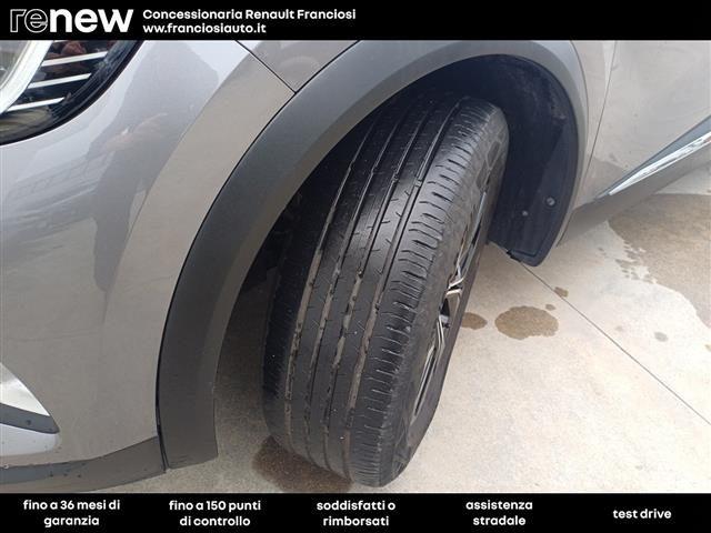 RENAULT Captur TCE 90 TECHNO
