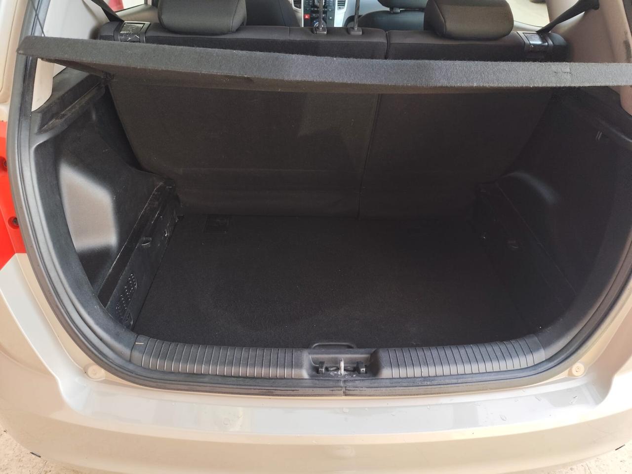 Kia Venga 1.4 BENZINA 90 cv * 108.000km*