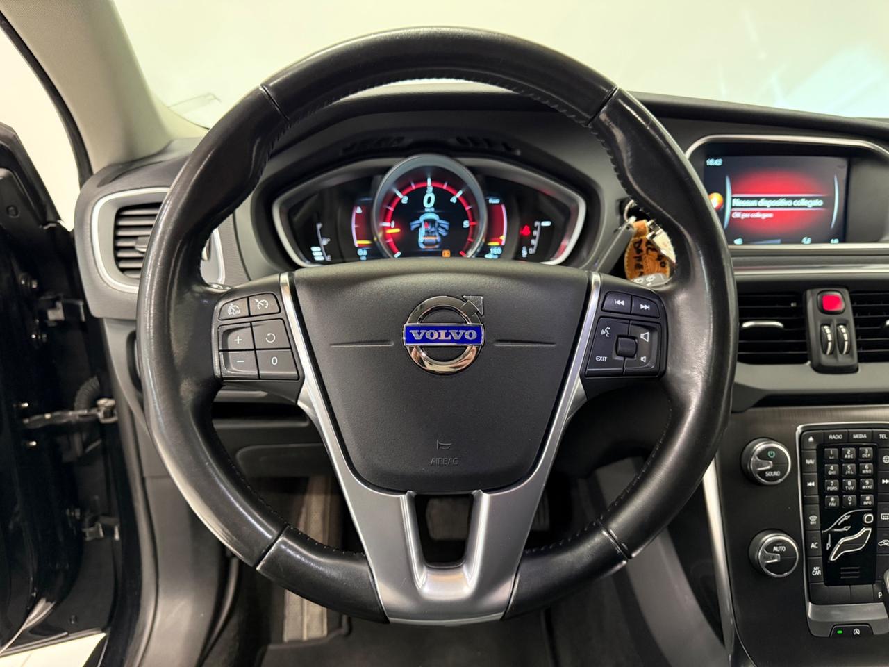 Volvo V40 Cross Country D2 1.6 Powershift Summum