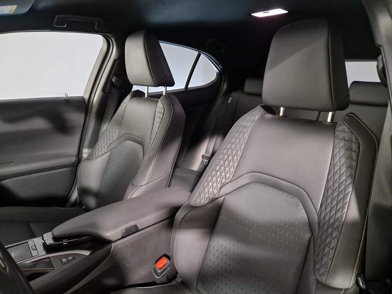 LEXUS UX Hybrid Midnight Edition 2WD