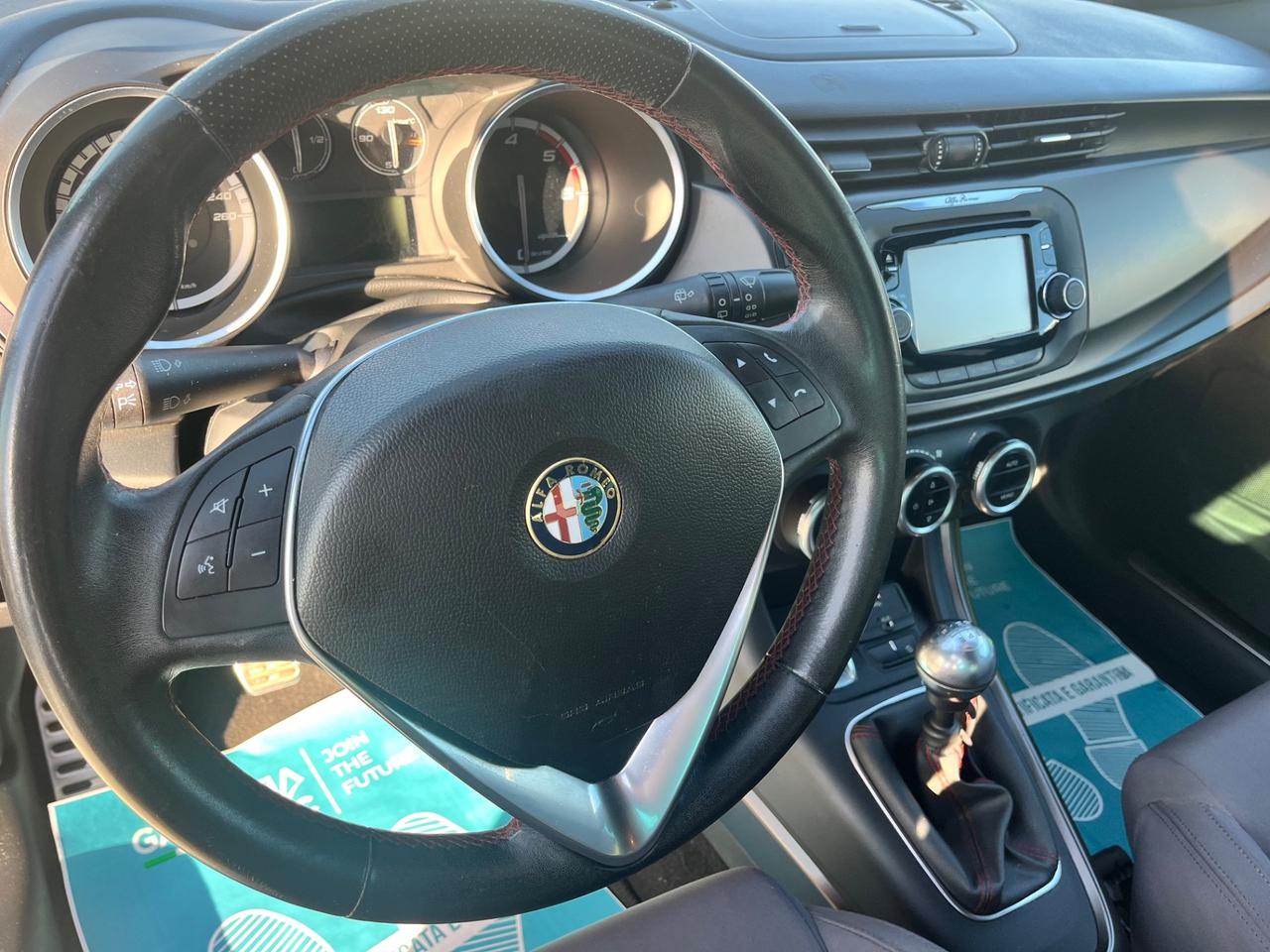 Alfa Romeo Giulietta 1.6 JTDm-2 105 CV modello sport 2013