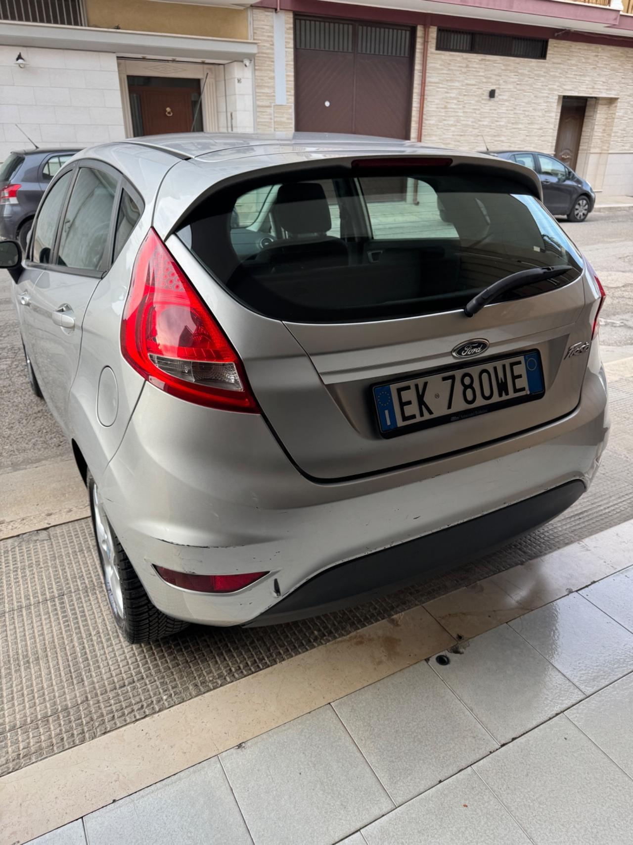 Ford Fiesta 1.2 82 CV 5 porte Titanium