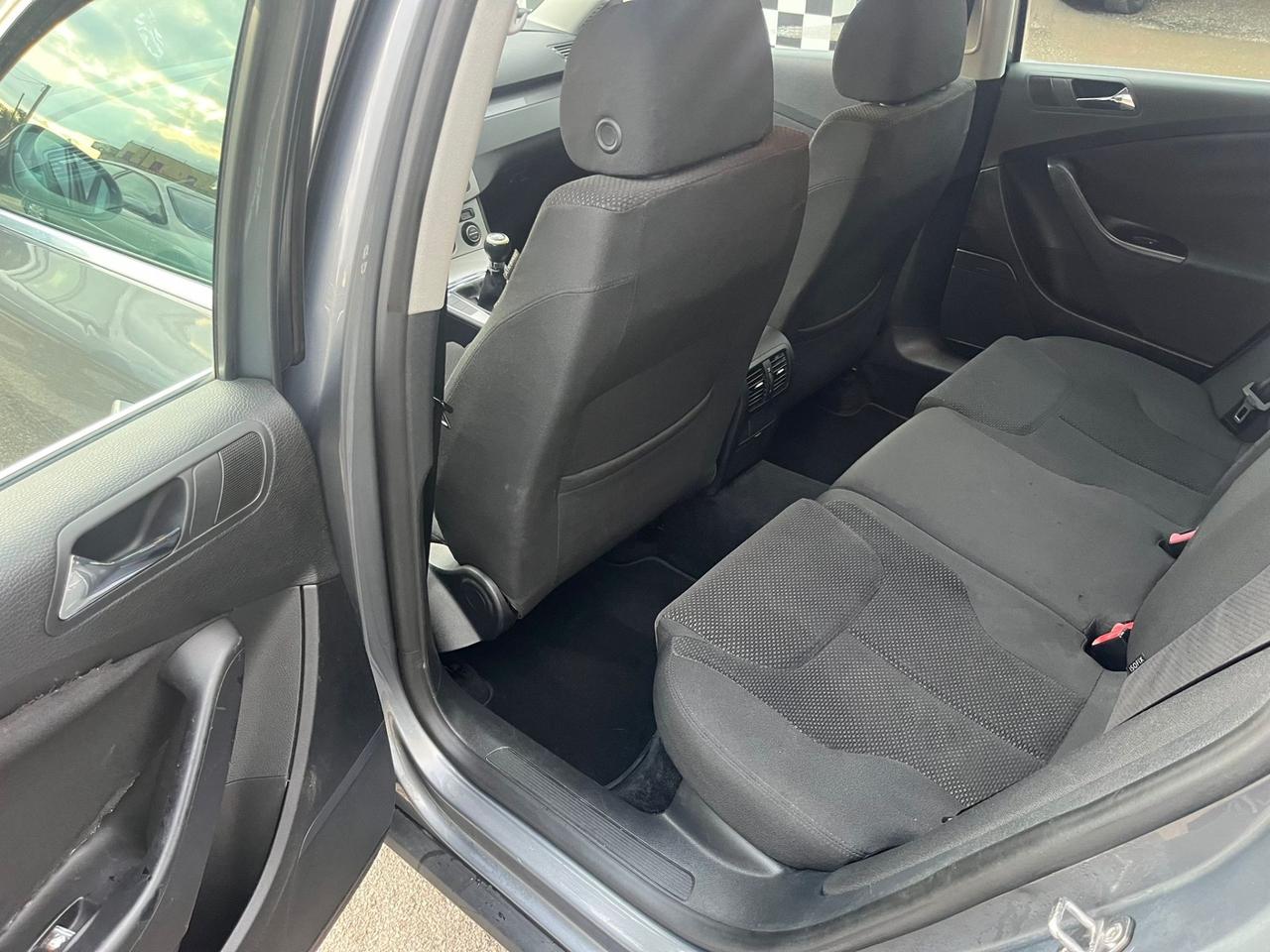 Volkswagen Passat 2.0 16V TDI Var. Highline 2006