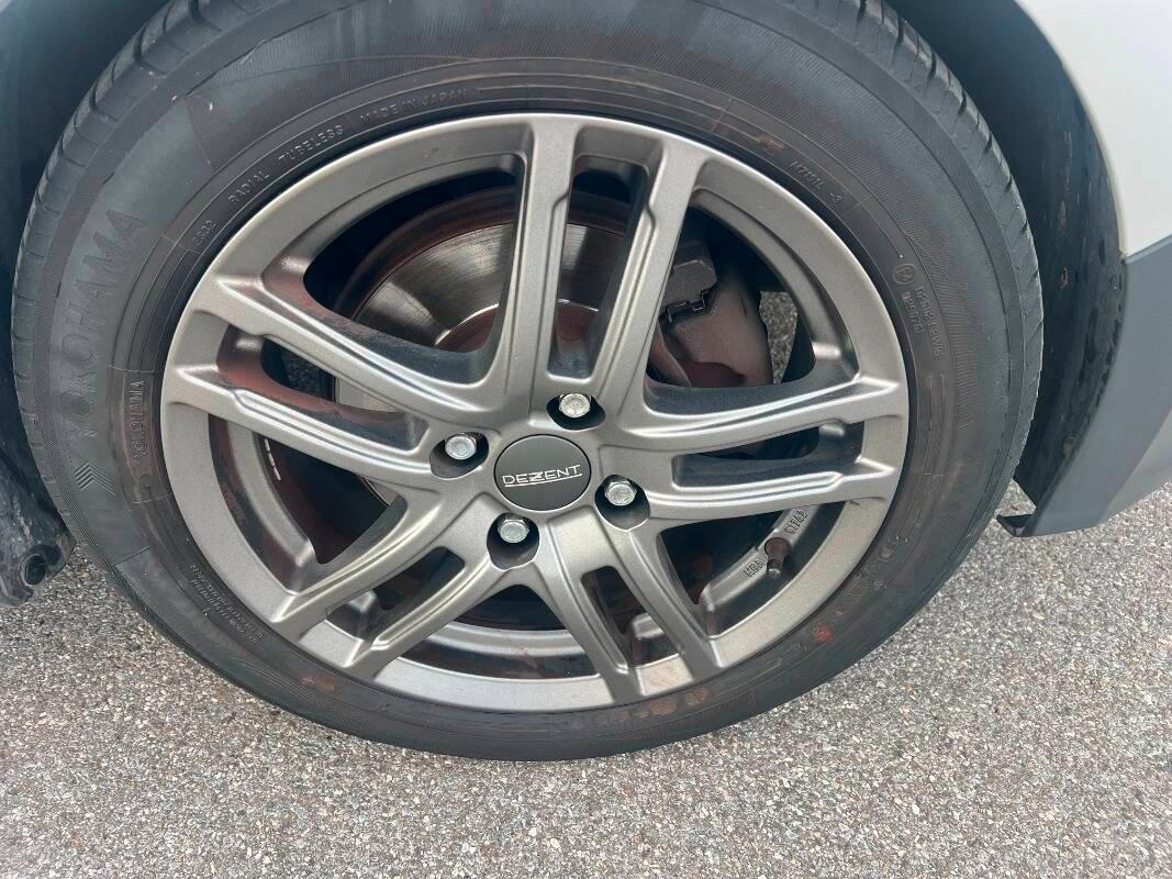 Ford Tourneo Courier 1.5 TDCI 75cv Tit. - Autocarro --