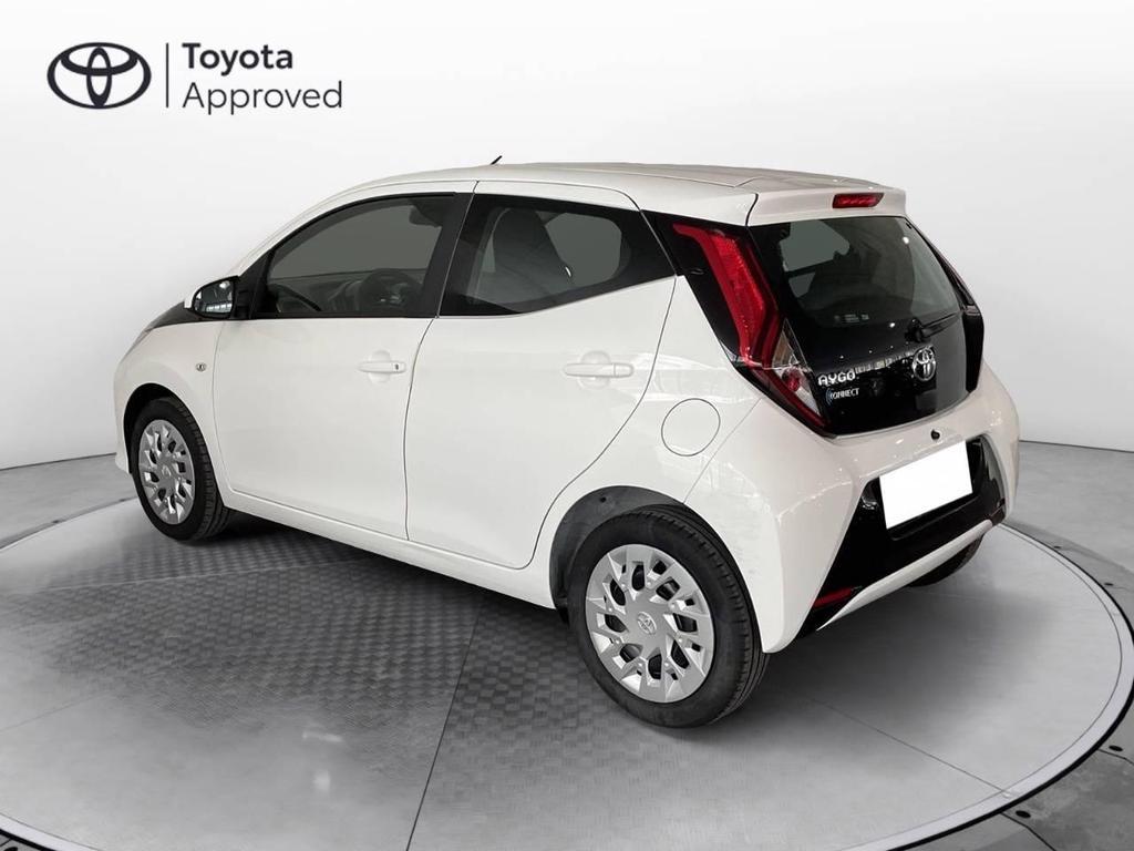 Toyota Aygo 5 Porte 1.0 VVT-i x-play