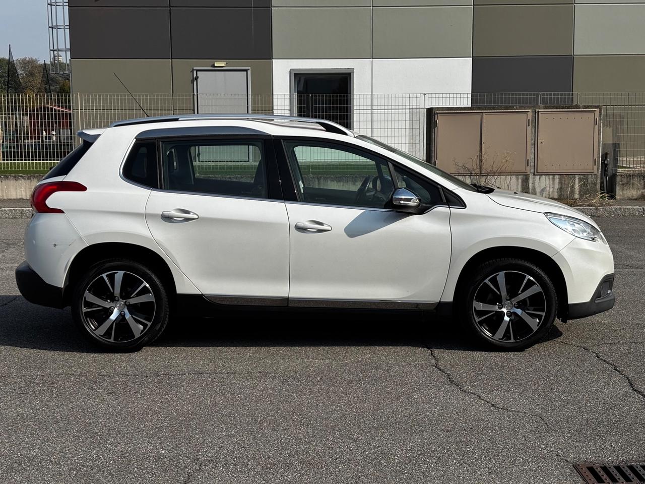 Peugeot 2008 1.6 e-HDi 92 CV, SOLO 70 MILA KM