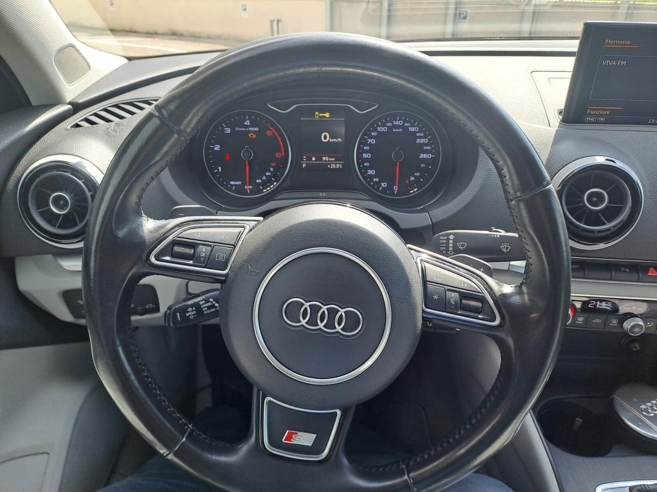 Audi A3 Sedan 2.0 TDI clean diesel Ambition