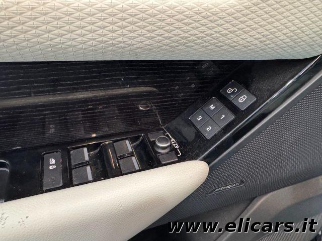 LAND ROVER Range Rover Velar 2.0D I4 240 CV R-Dynamic