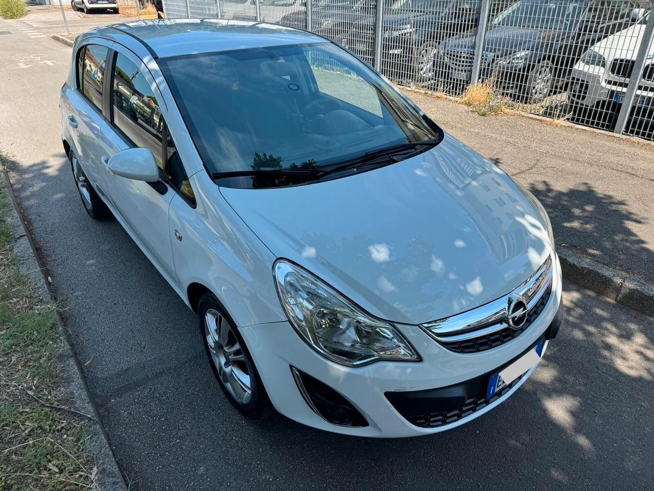 Opel Corsa 1.2 GPL 85 CV 5 p. NEOPATEN GARANZIA 12 MESI