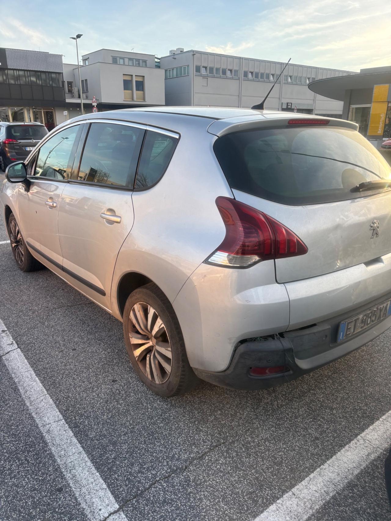 Peugeot 3008 2.0 HDi 150CV Business