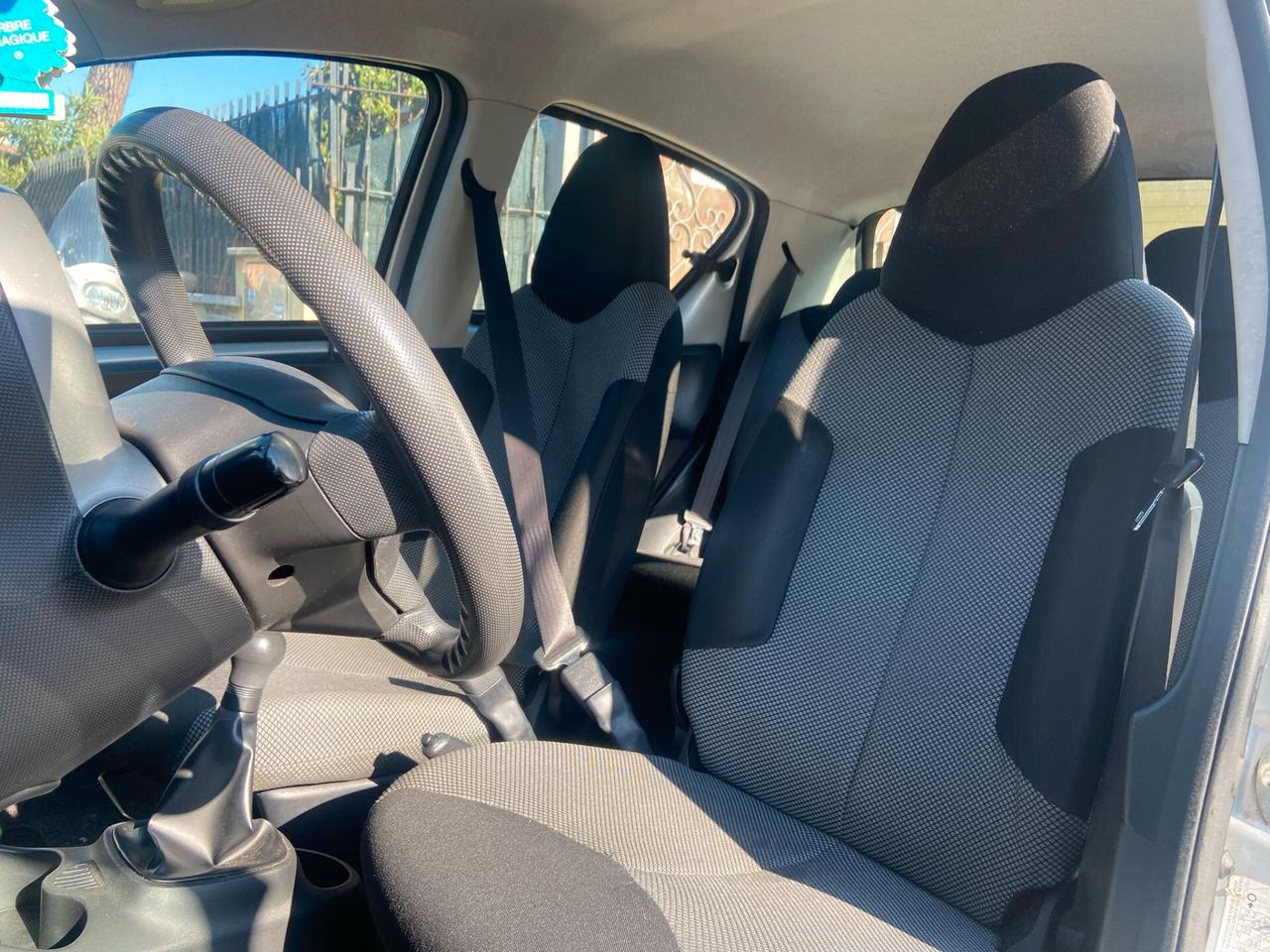 Toyota Aygo 1.0 12V VVT-i 5 porte Orange Connect MMT