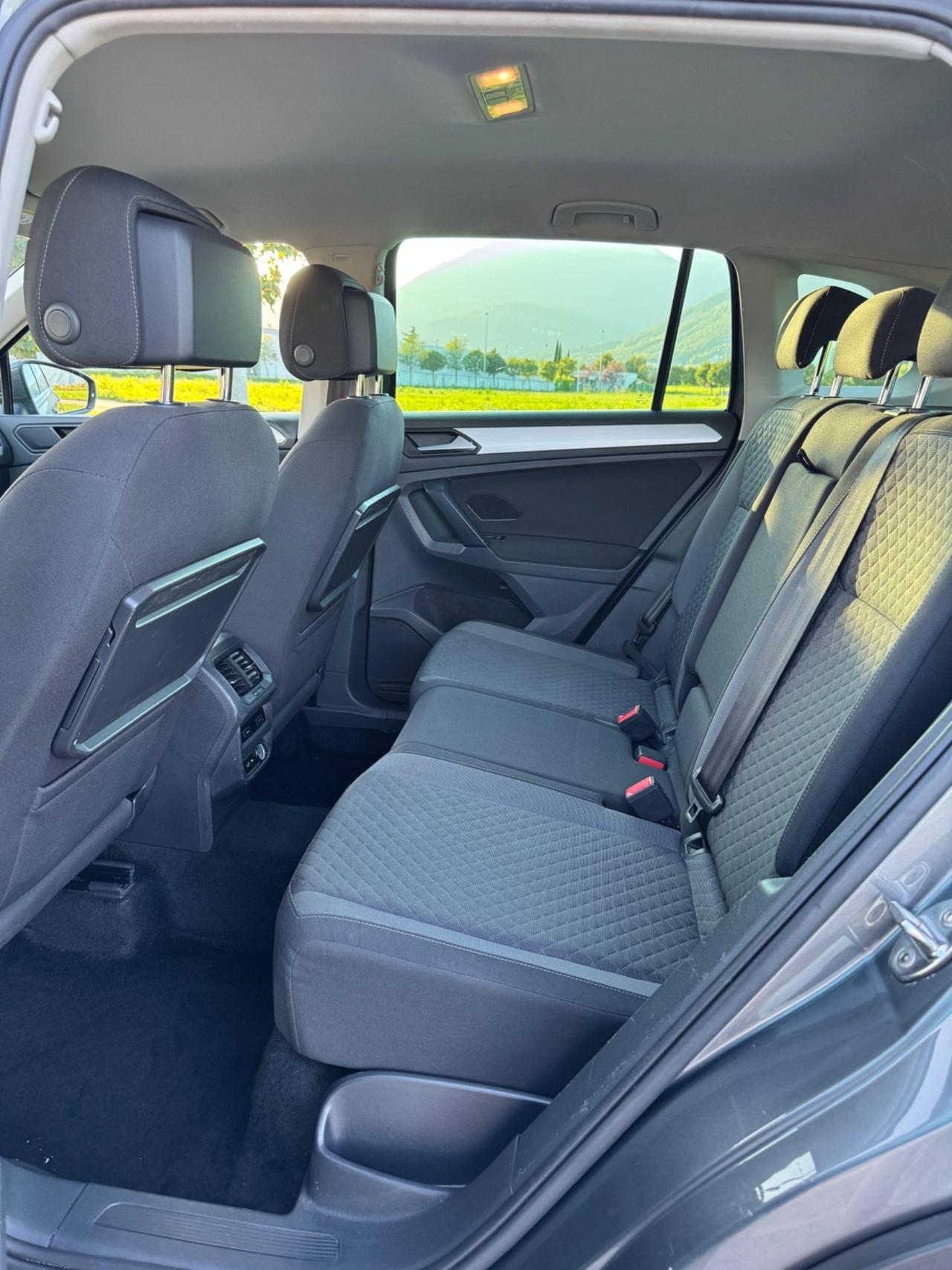 Volkswagen Tiguan 2.0 TDI R-Line 4MOTION