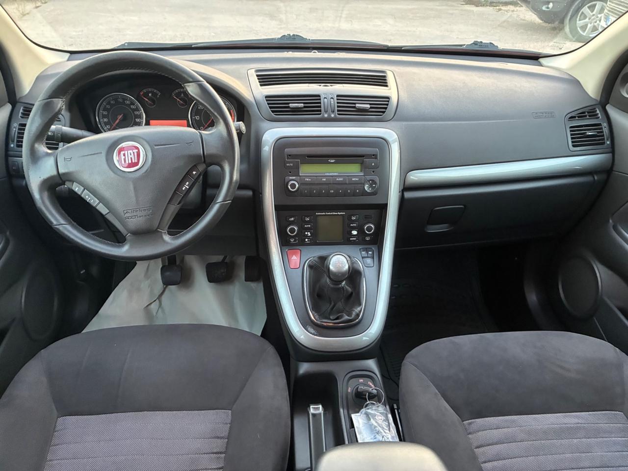 Fiat Croma 1.9 Multijet Emotion