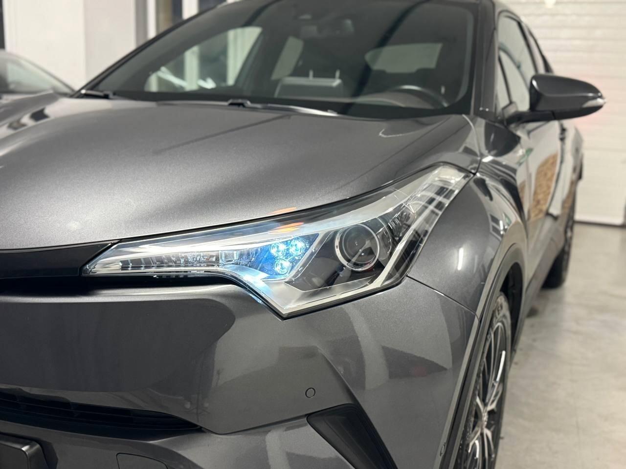 Toyota C-HR 1.2 Turbo CVT 4WD Lounge