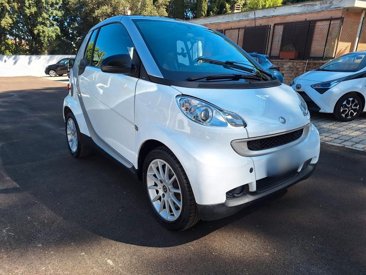 Smart ForTwo 1000 52 kW MHD cabrio passion KM 51000