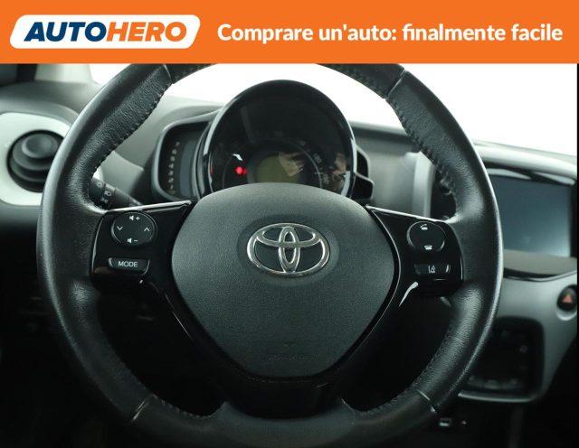 TOYOTA Aygo 1.0 VVT-i 72 CV 5 porte x-play MMT