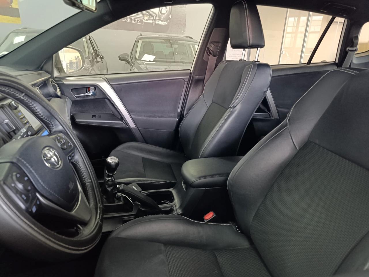 Toyota RAV 4 Diesel Manuale