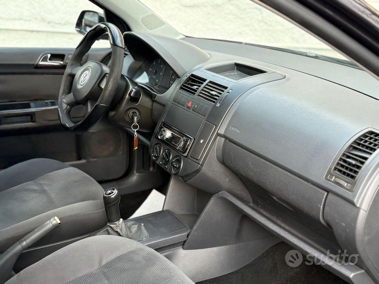 VOLKSWAGEN POLO 1.4 TDI COMFORTLINE (70CV) 5P