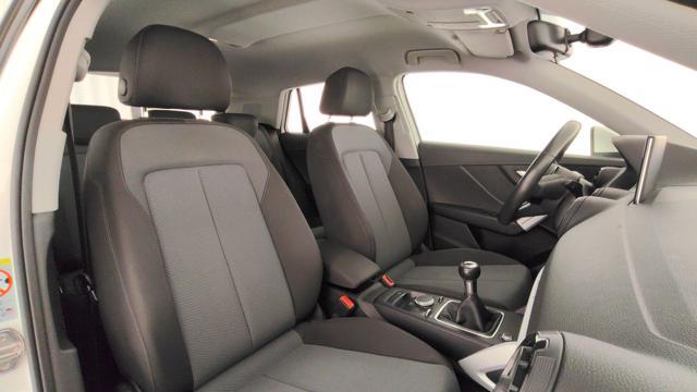AUDI Q2 1.6 TDI S line Edition