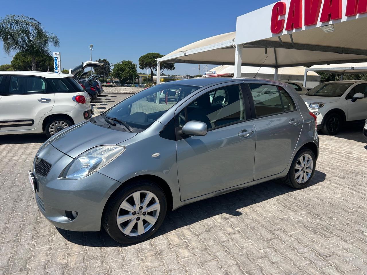 Toyota Yaris Verso 1.3i 16V cat Sol '03