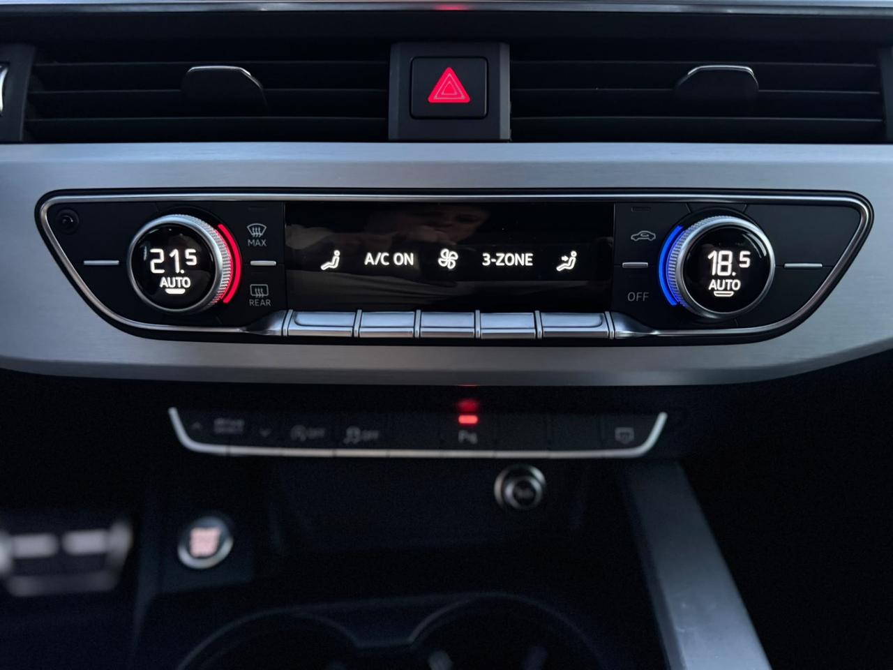 Audi A4 Avant 40 TDI quattro S tronic Line edition
