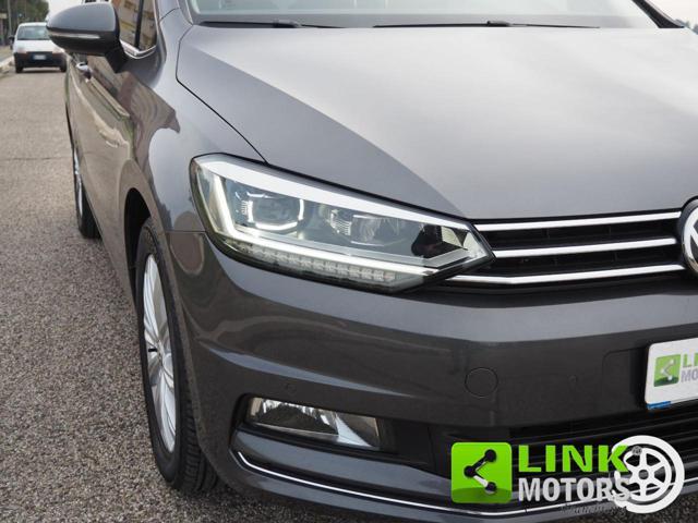 VOLKSWAGEN Touran 2.0 TDI 150 CV Highline 7 POSTI