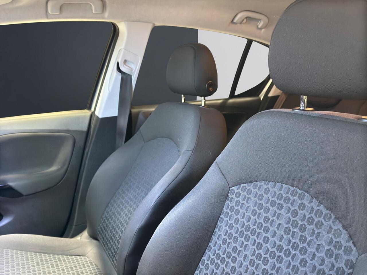 Opel Corsa 1.4 90CV GPL Tech 5 porte b-Color