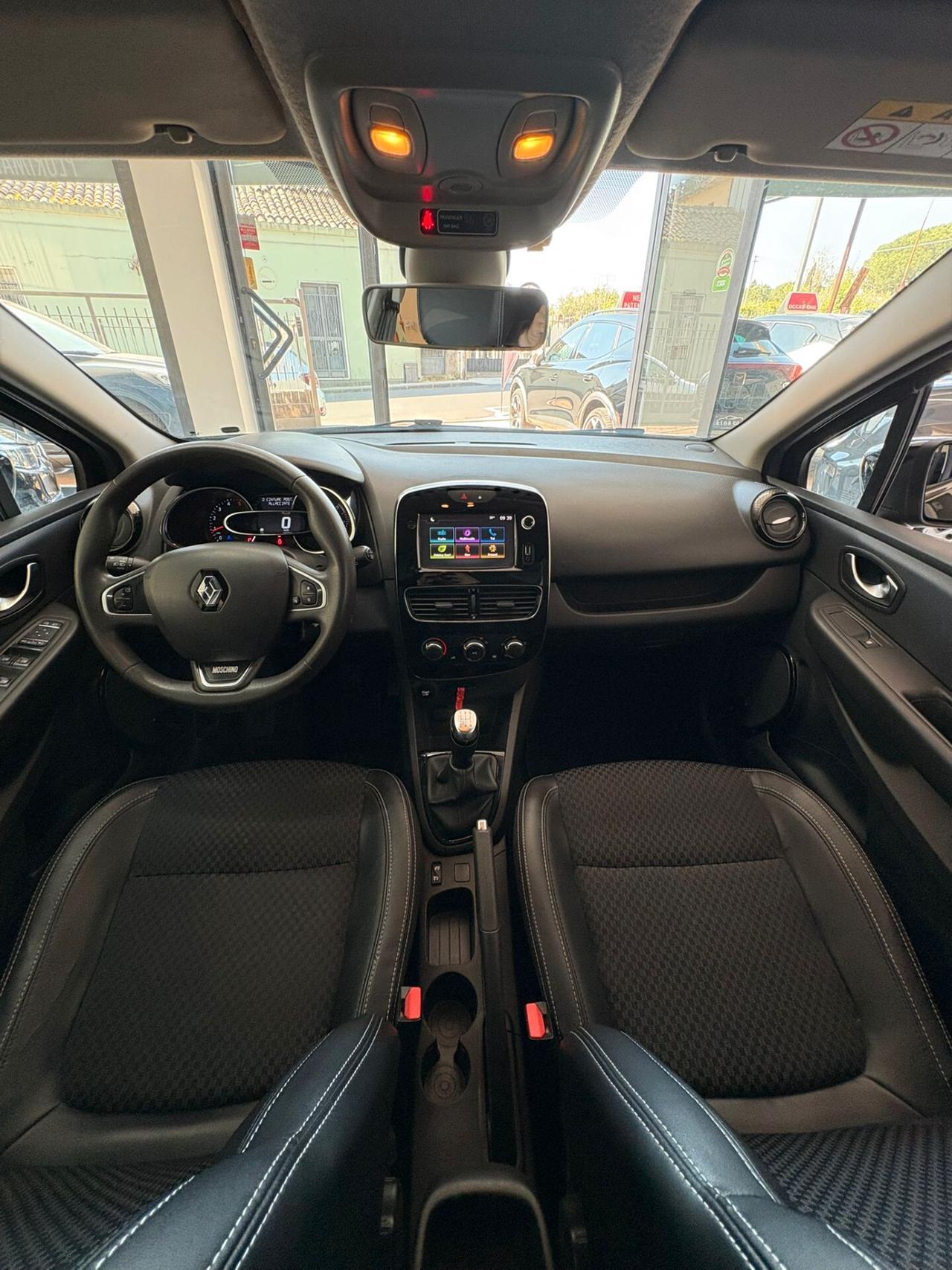 Renault Clio dCi 8V 90 CV 5 porte Moschino Zen