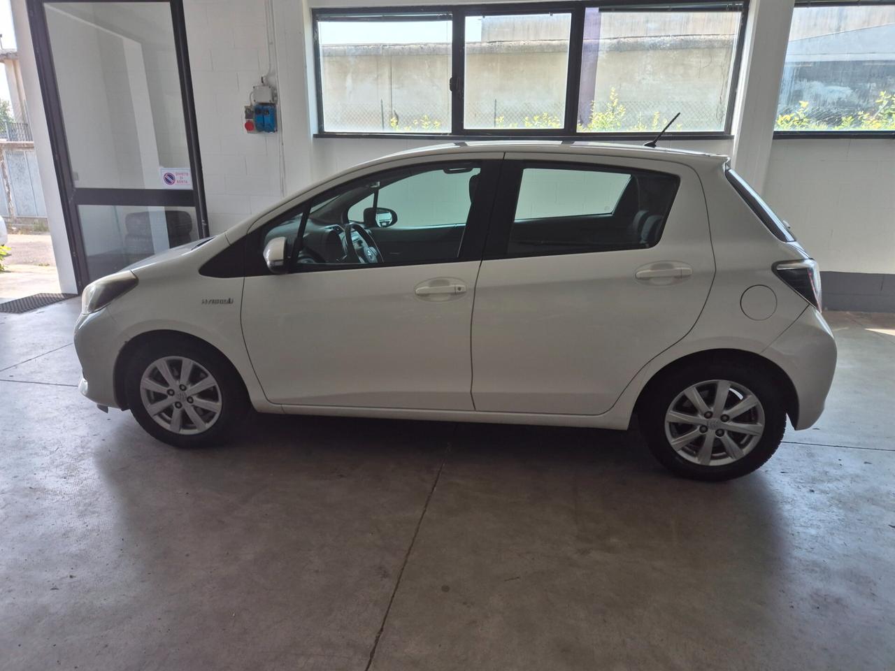 Toyota Yaris 1.5 Hybrid 5 porte Lounge Più