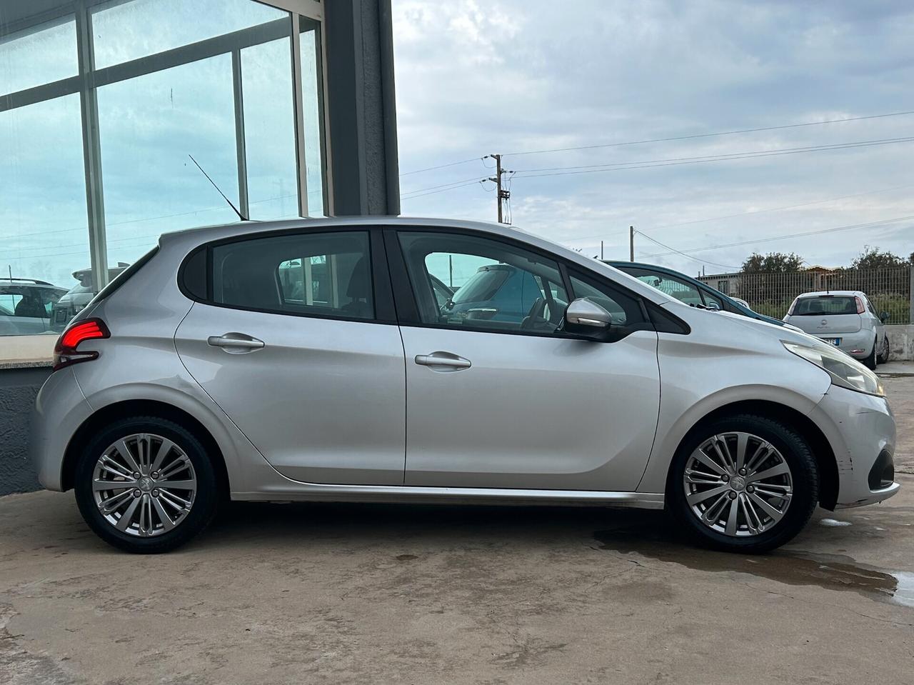 Peugeot 208 BlueHDi 75 5 porte Active