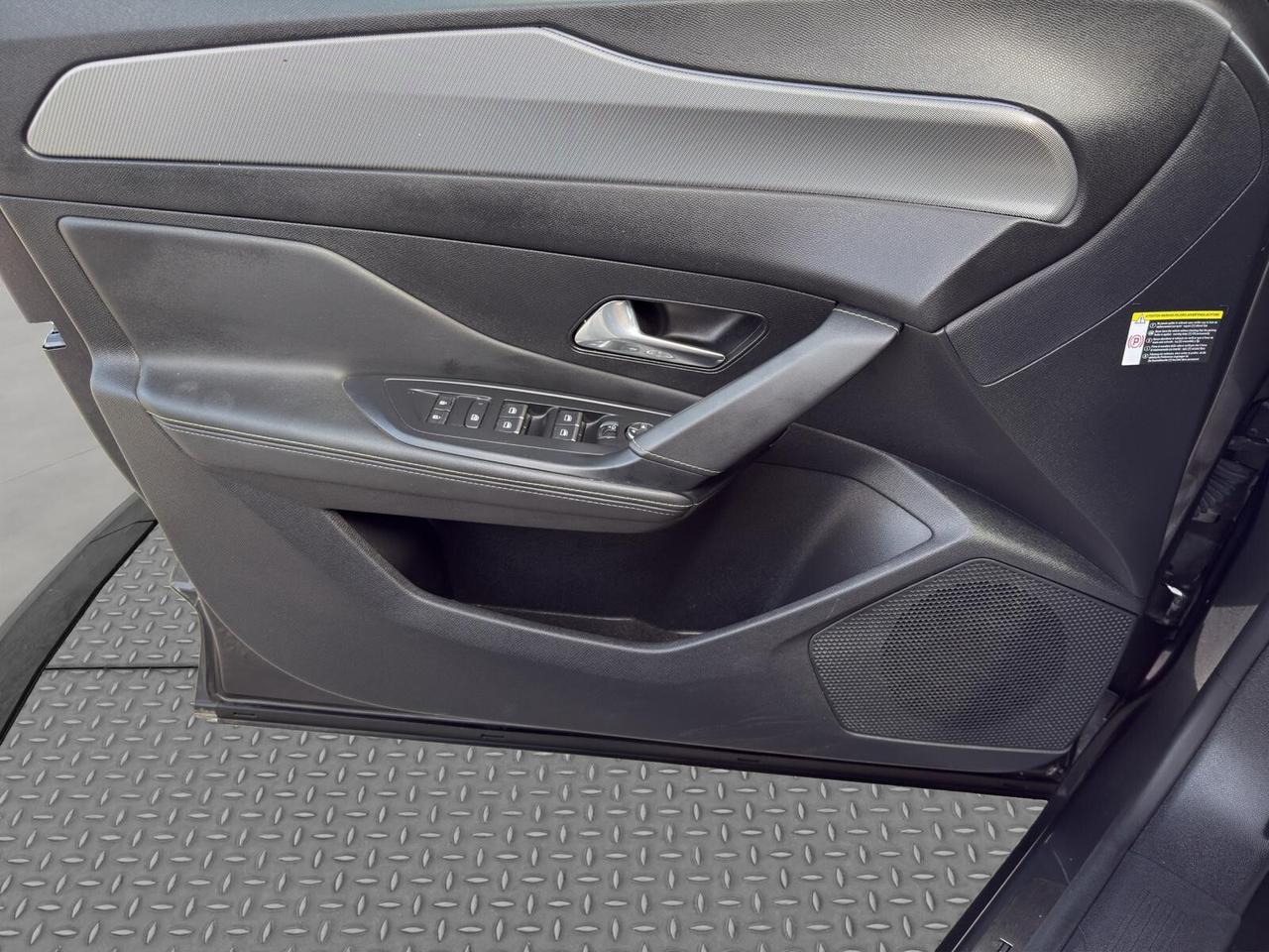 Peugeot 408 1.6 hybrid 225cv phev automatica GT Tetto 2023