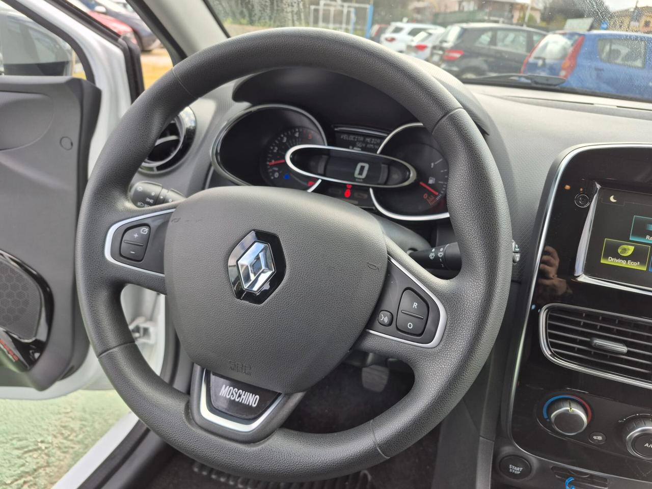 Renault Clio 1.5 dci 75 CV 5 Moschino Zen