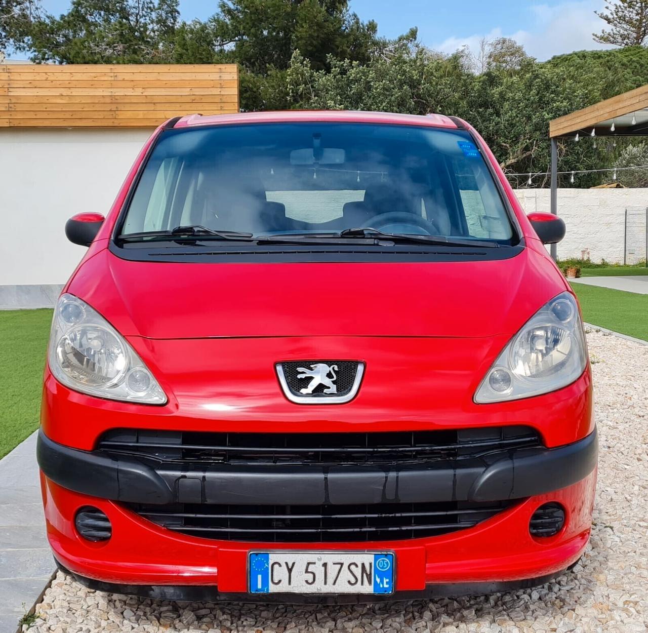 Peugeot 1007 1.4 HDi Dolce