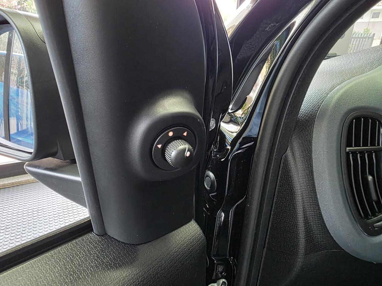 NUOVA Fiat Panda 1.0 FireFly S&S Hybrid