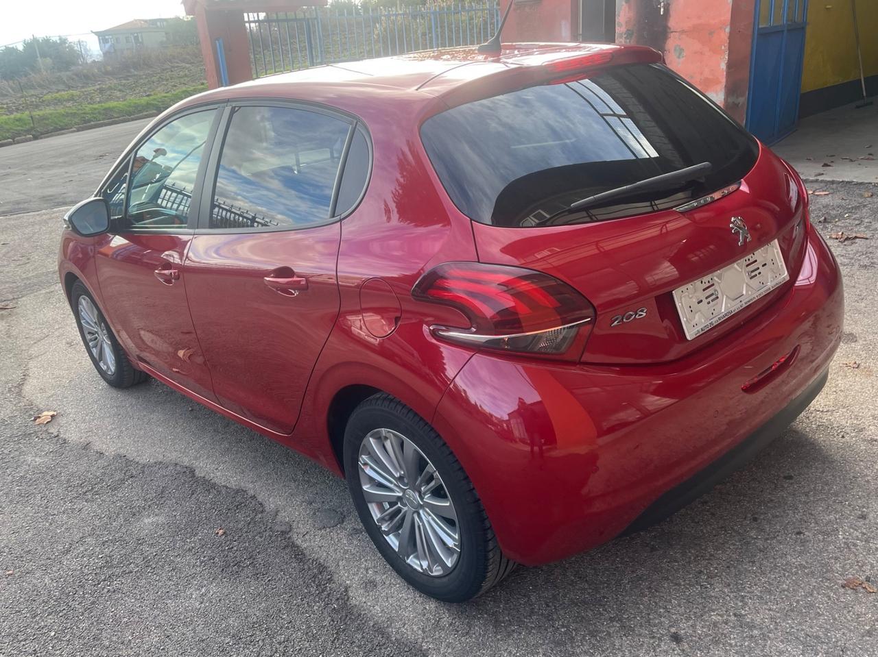 Peugeot 208 PureTech 82 5 porte Style-Km 85500-