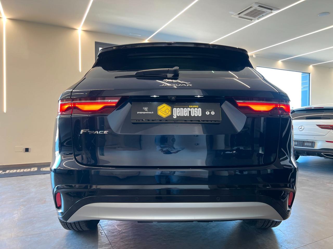 Jaguar F-Pace 2.0 D 204 CV AWD aut. SE
