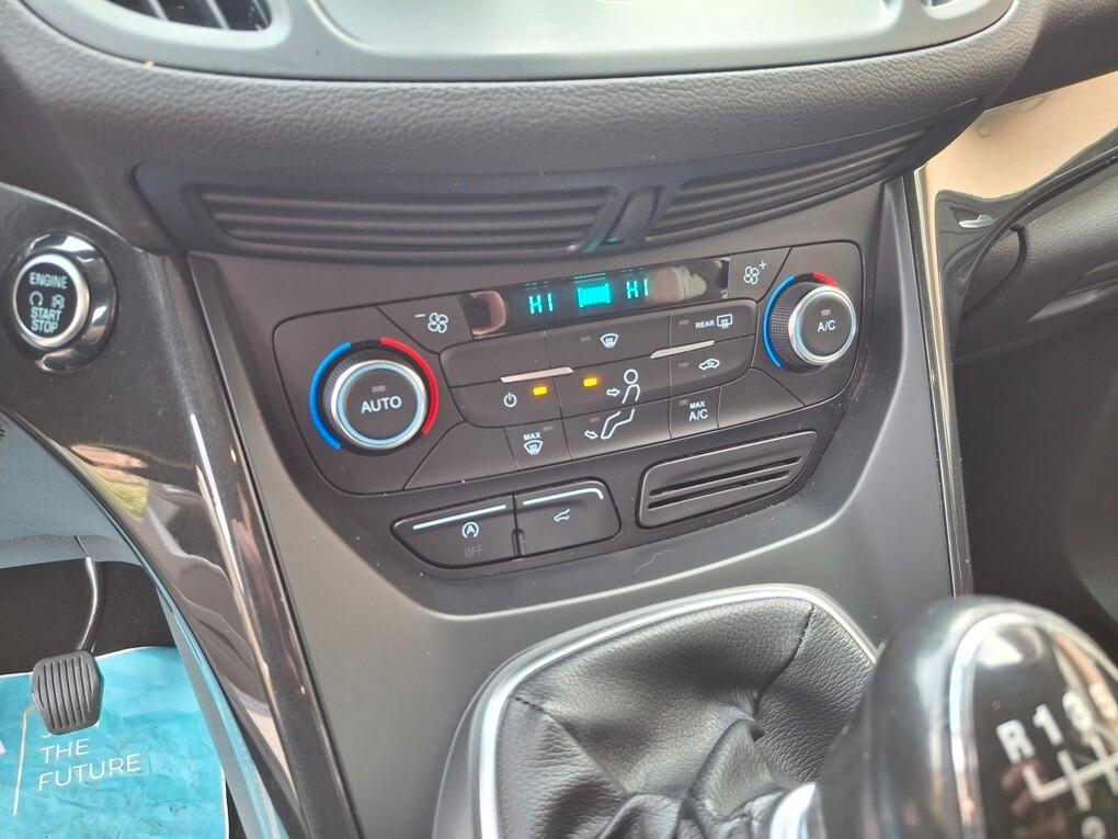 Ford Kuga 1.5 TDCI 120cv 2WD Titanium - 2018