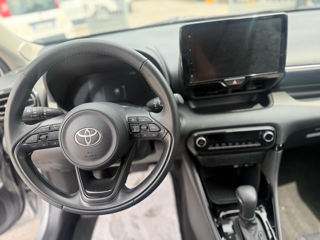 Toyota Yaris 1.5 Hybrid 5 porte Trend