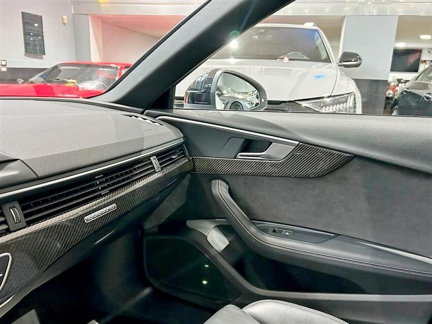 Audi RS 4 Avant