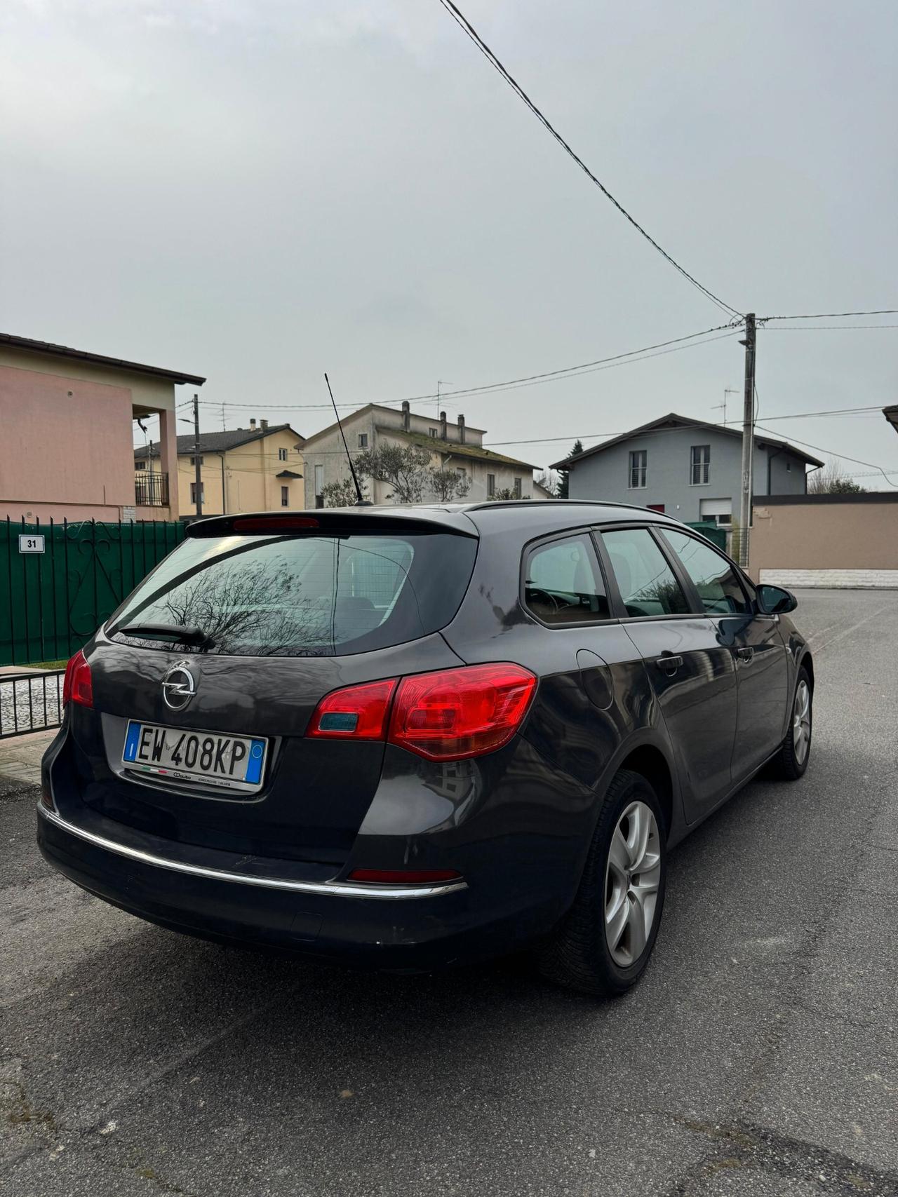 Opel Astra 1.7 CDTI 110CV Sports Tourer Cosmo